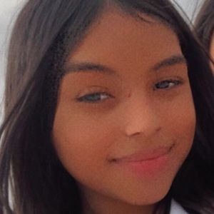 Meet your Posher, Daniela